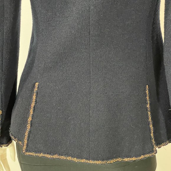 CHANEL $6500 NAVY TWEED BLAZER W/GOLD/BRONZE TRIM - Picture 4 of 12